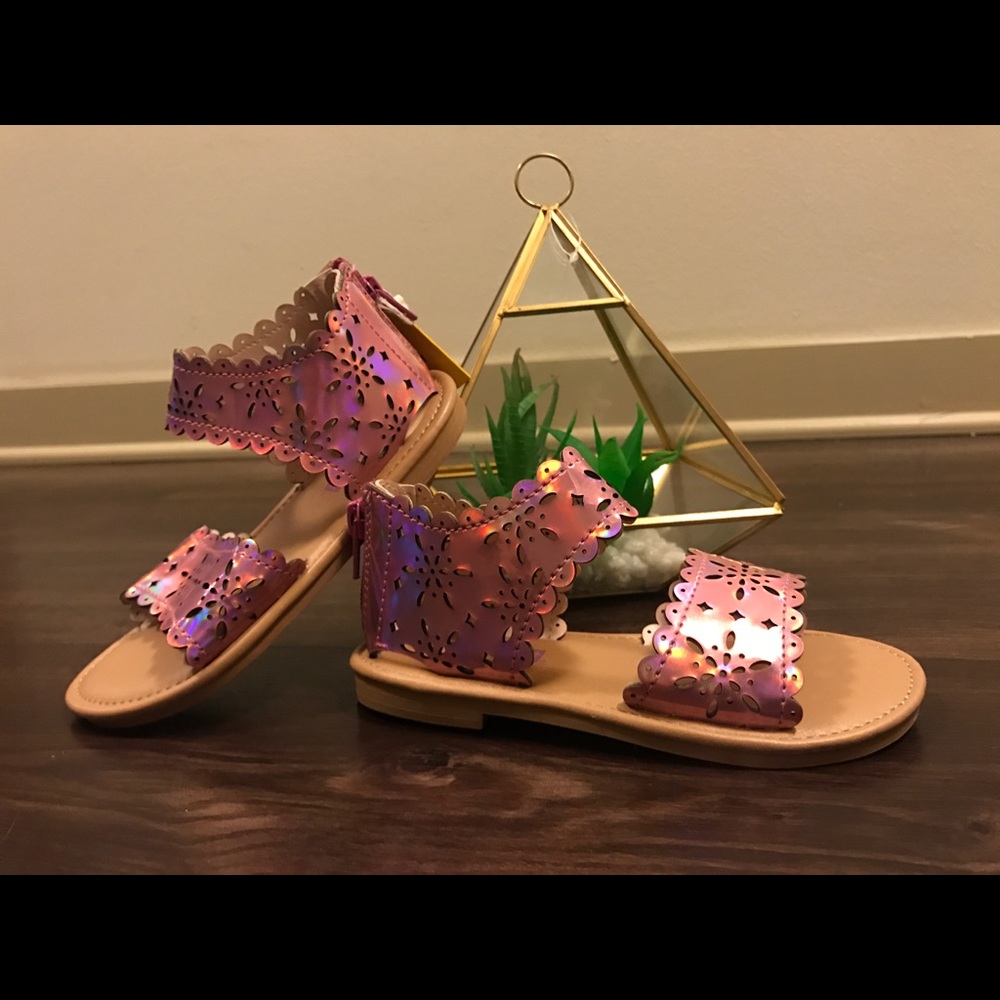 Smart Fit Sandals 🎀